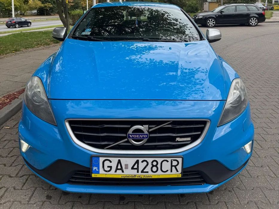 Volvo V40