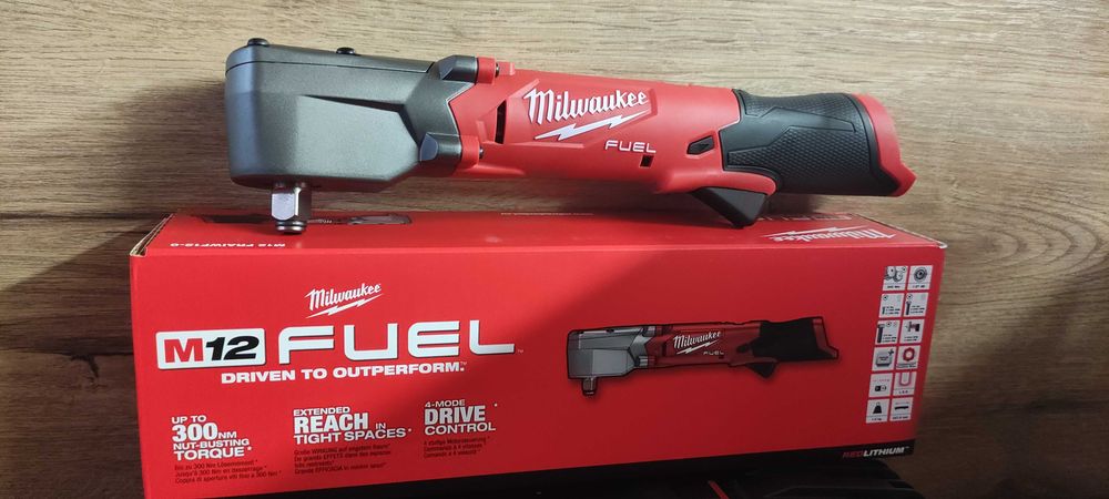 Klucz kątowy udarowy Milwaukee m12 300NM Grzechotka Fraiwf12 NOWA FV23