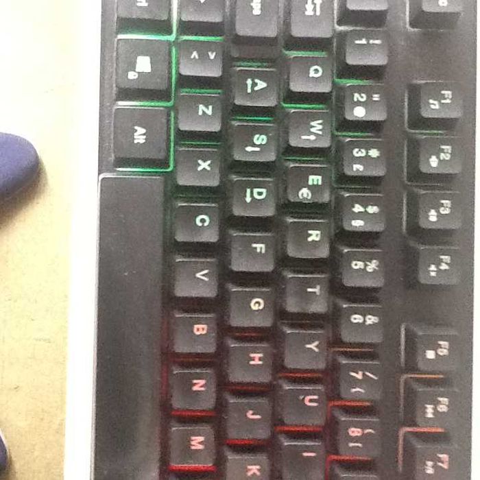 Insys Backlit Keyboard442236347750830081