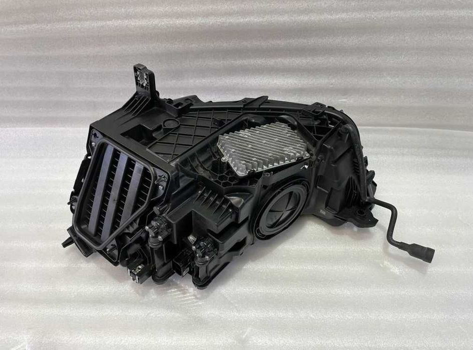 Audi Q3 83A Фара Фари передні ліва права FULL LED MATRIX USA EU 83A941033B 83A941034B