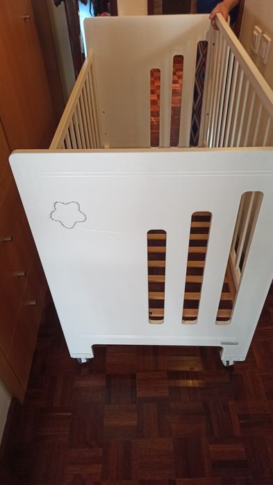 Cama de grades para bebe TRAMA