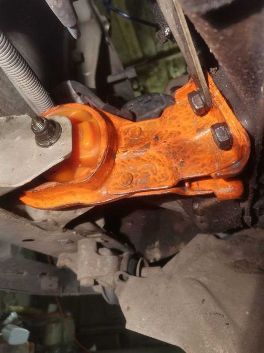 Крутое качество! Полиуретановые Подушки Двигателя. Налич. Есть Наложка