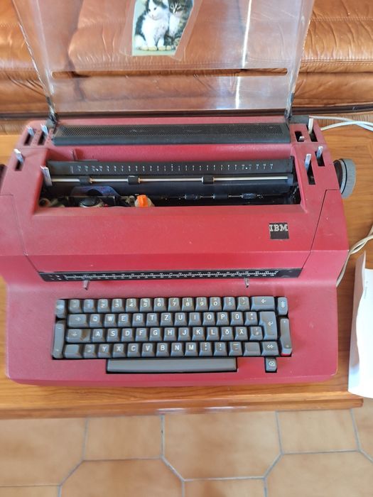 Máquinas de escrever de 1976