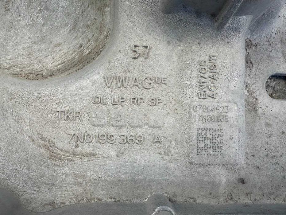 Балка передня підрамник VAG VW Passat B6 Пассат Б6, Б7, tiguan, sharan
