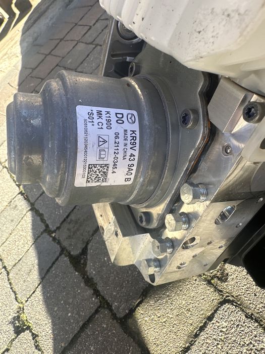 Mazda cx60 2,5 hybryd 2023 pompa hamulcowa serwo KR9V 43 9A0 B