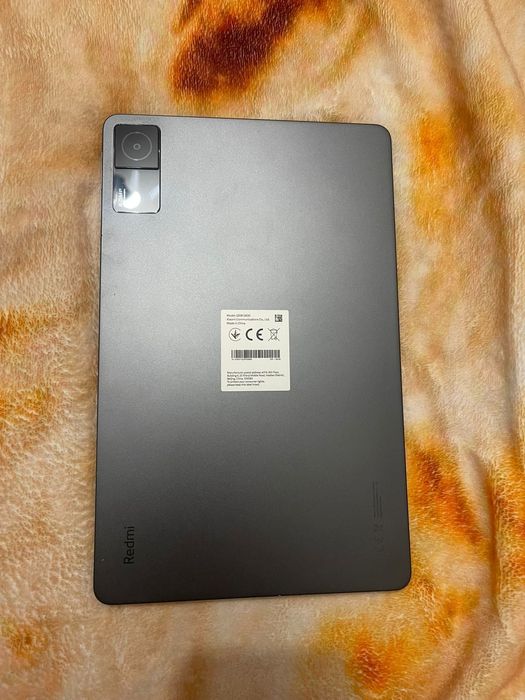 Продам планшет Redmi pad 4/128