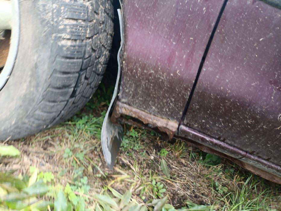 Ford Mondeo 1995 р. 1.8 газ/бензин, механіка, потребує ремонту