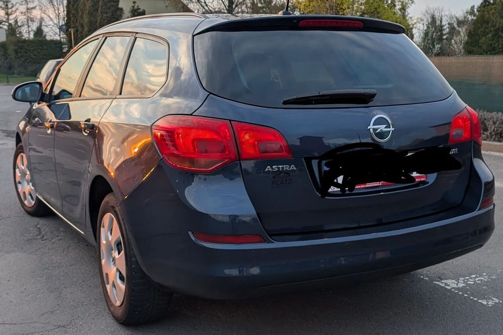 Opel Astra Opel Astra