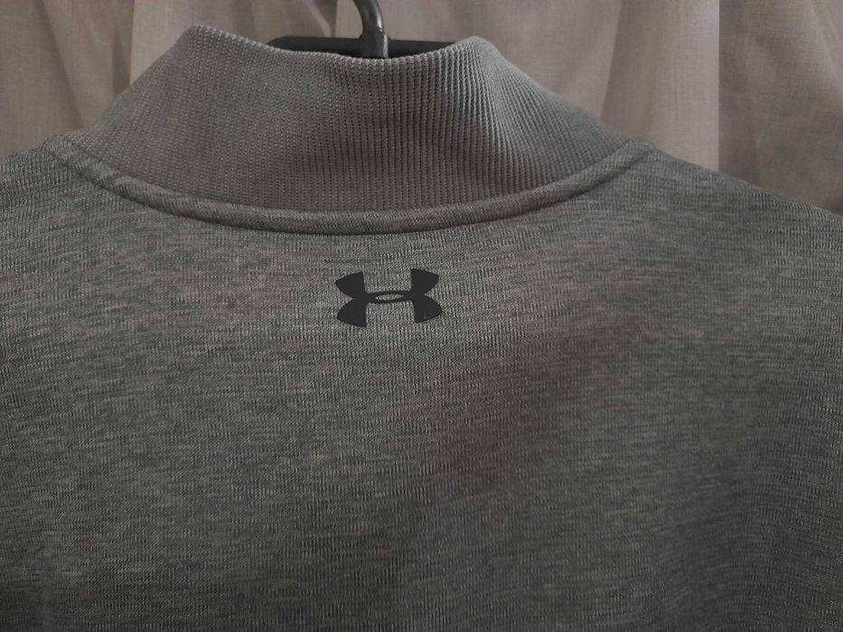 Оригинал Спортивная кофта лонгслив Under Armour  на микрофлисе p. L