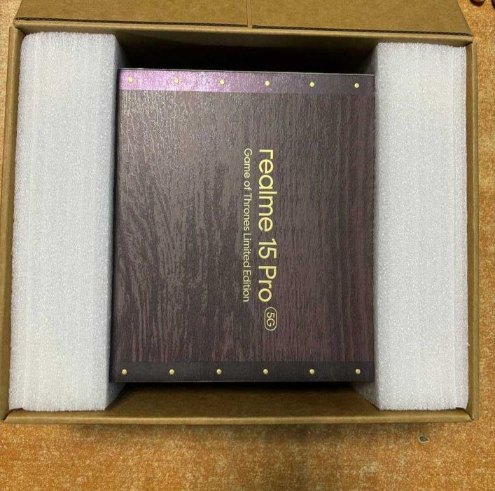 realme 15 Pro 5G 12/512GB Dragonfire Black (Game of Thrones Edition)