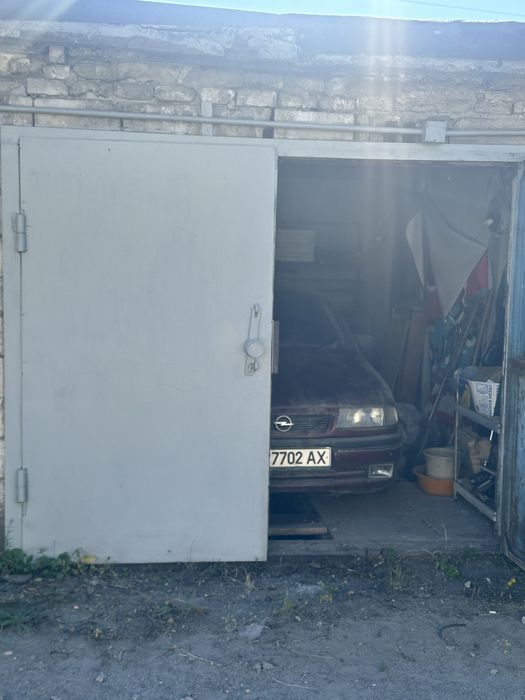 Капітальний гараж Турист