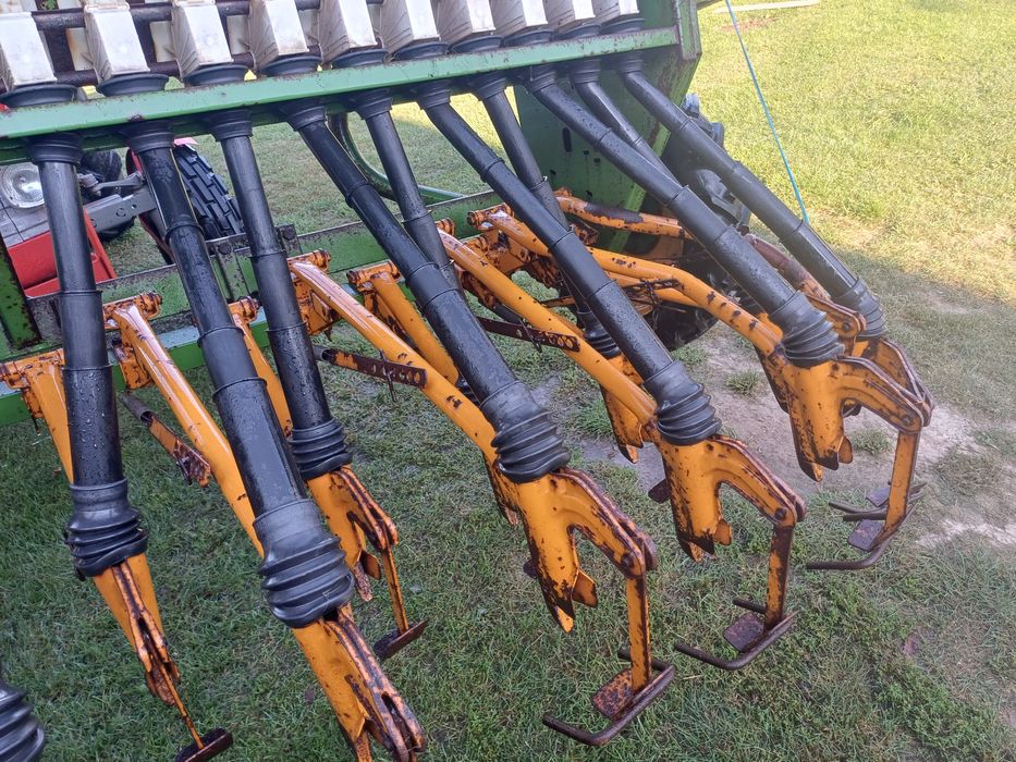 Czesci siewnika amazone d7