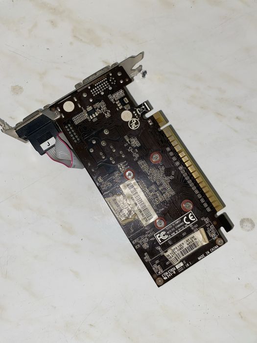 Видеокарта Nvidia  geforce 630 1 gb DDR3