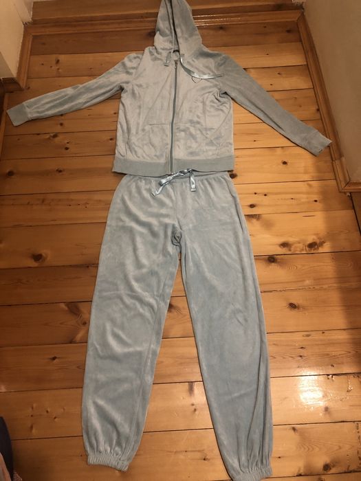 Велюровий спортивний костюм