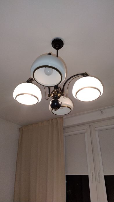 Piękny żyrandol PRL Vintage. 4klosze
