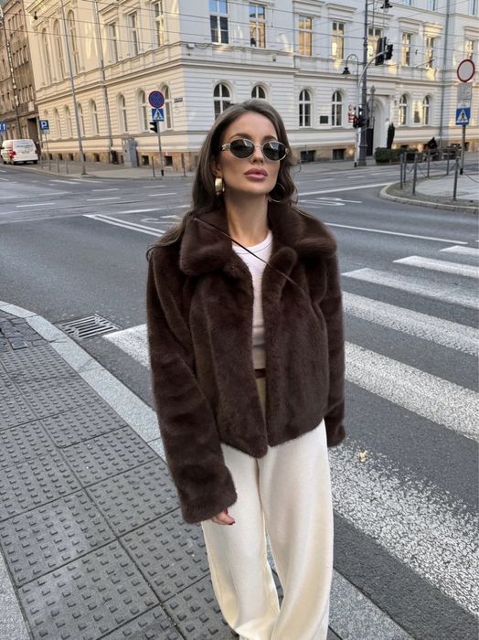 Неймовірно красива шубка, наявність розмір  M