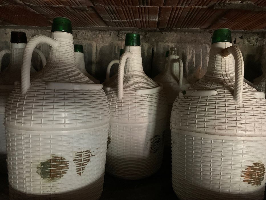 Vendo garrafão 5 litros