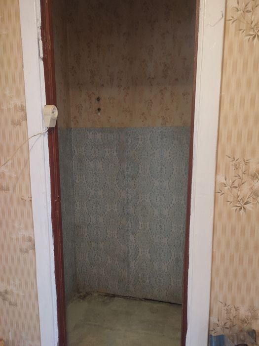 Продаж 1 кім, Дніпровська