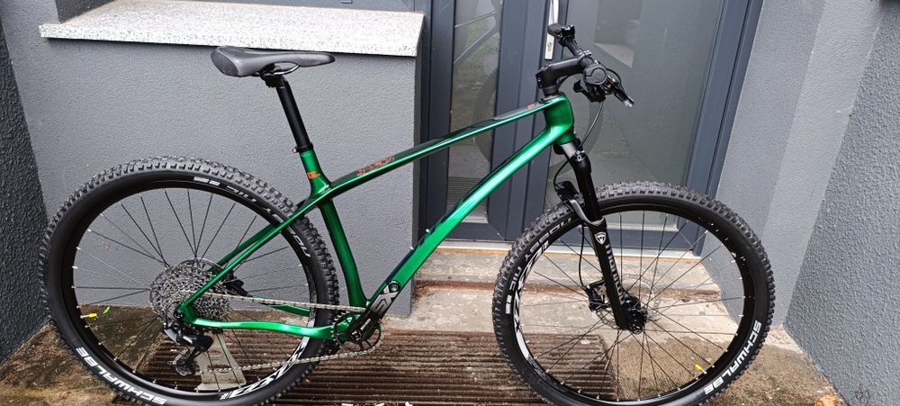 Karbonowy rower MTB Corratec REVO BOW 49cm.