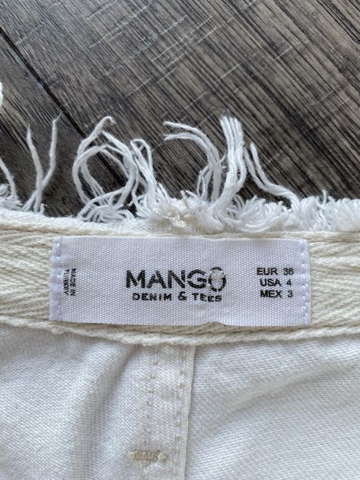 Białe jeansy Mango 36