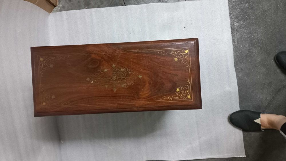 Porta revistas em madeira