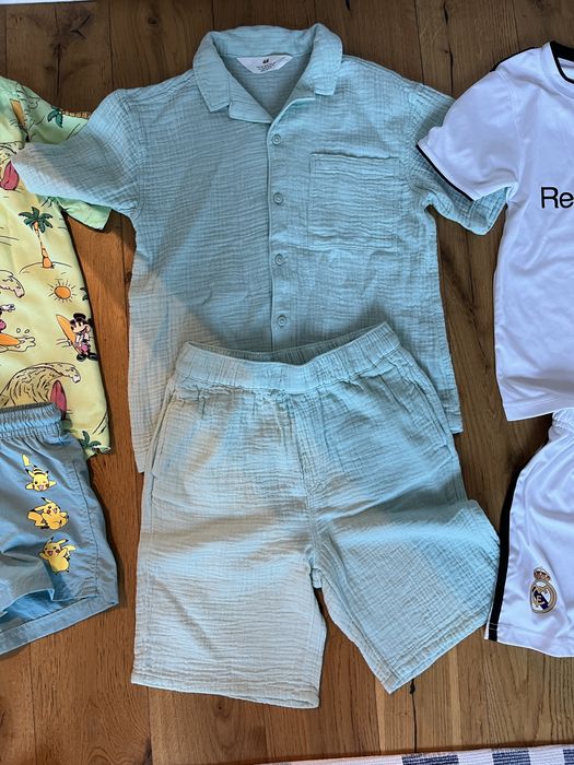 Komplety chłopięce h&m i strój piłkarski reserved real madrid