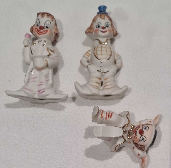 Bibelots em porcelana