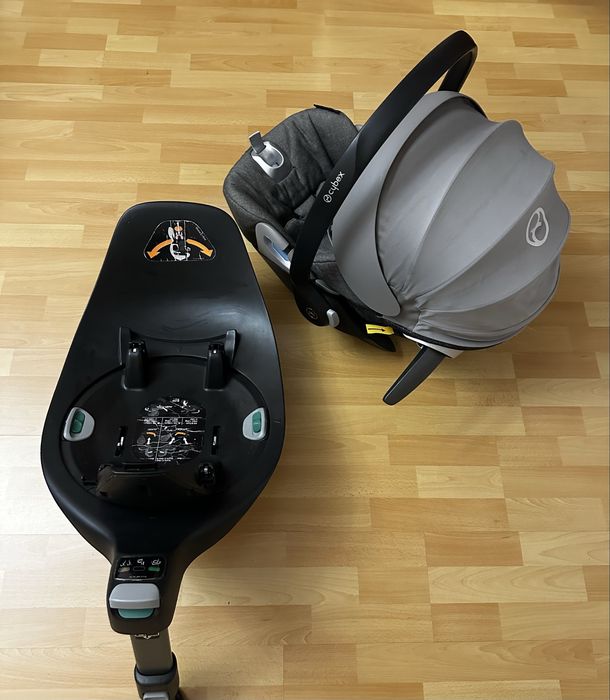 Автокрісло з базою cybex cloud Z