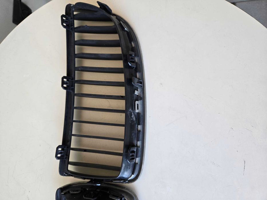 Grill BMW 3 E 91 2007r
