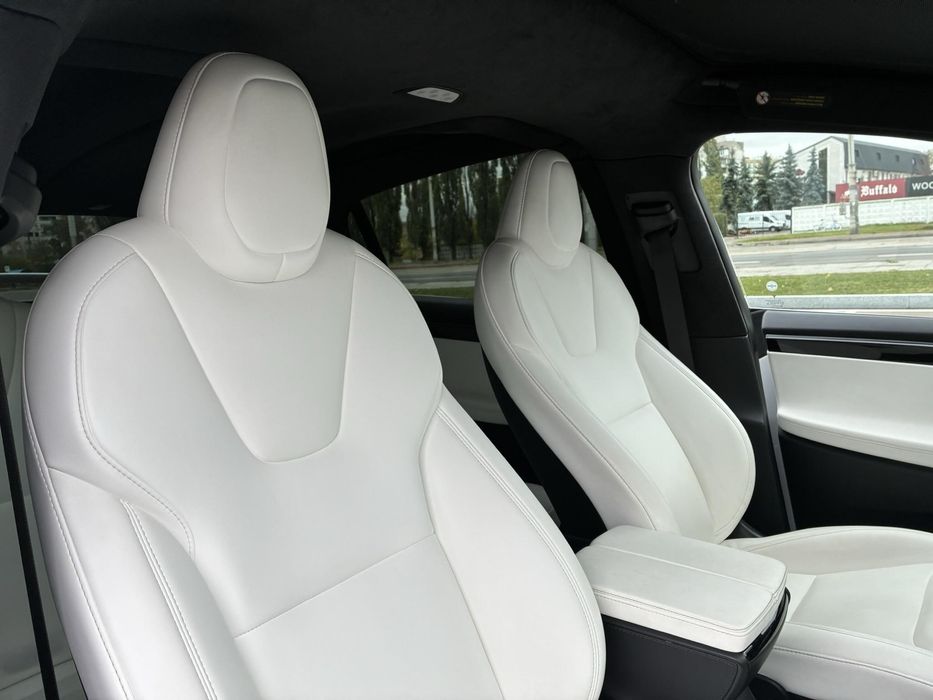 Тесла Х Longe Range Plus - 100 кВт 2020 року
