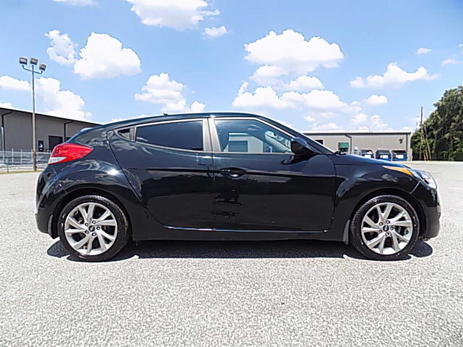 Hyundai Veloster Turbo      2015