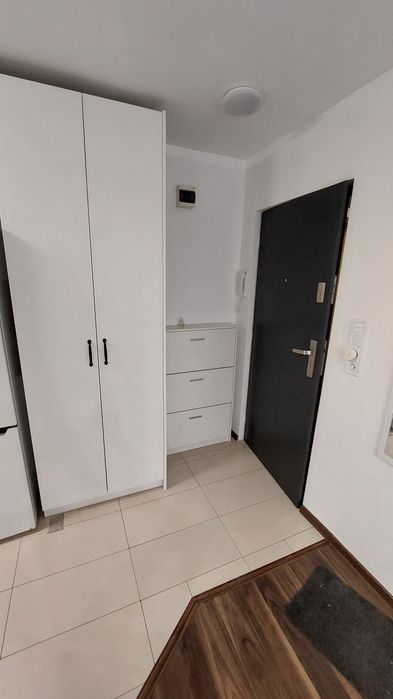 Wynajem mieszkania 34 m duży pokój aneks sypialnia łazienka balkon