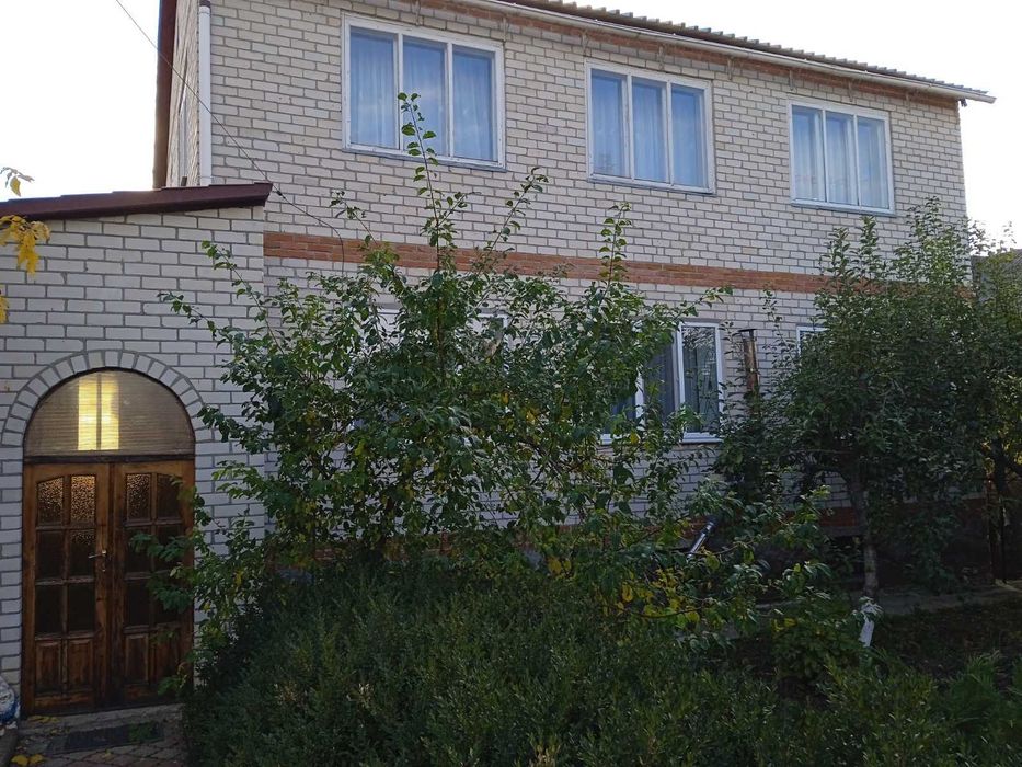 Продам будинок в Краснокутську