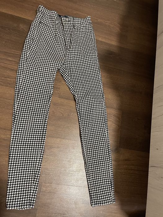 Штани Stradivarius