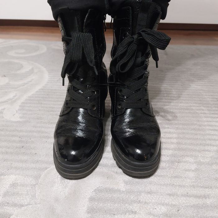 Buty damskie CAPRICE skóra naturalna lakierowana rozmiar 37