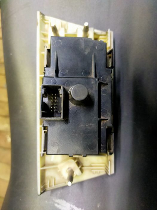 Przełącznik świateł  do bmw e91