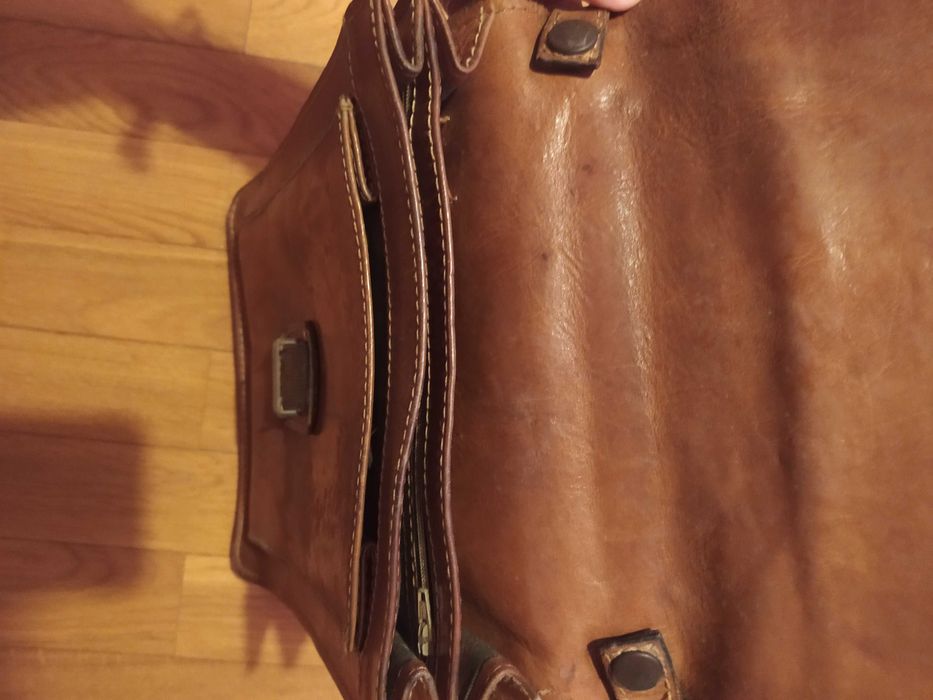 Bolsa tira-colo Bugaty 100% couro (Vintage)