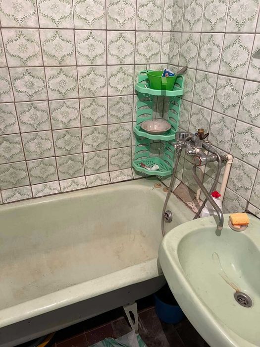 Сдам 3 к. квартиру Роганский Жилмассив, ул. Зубарева