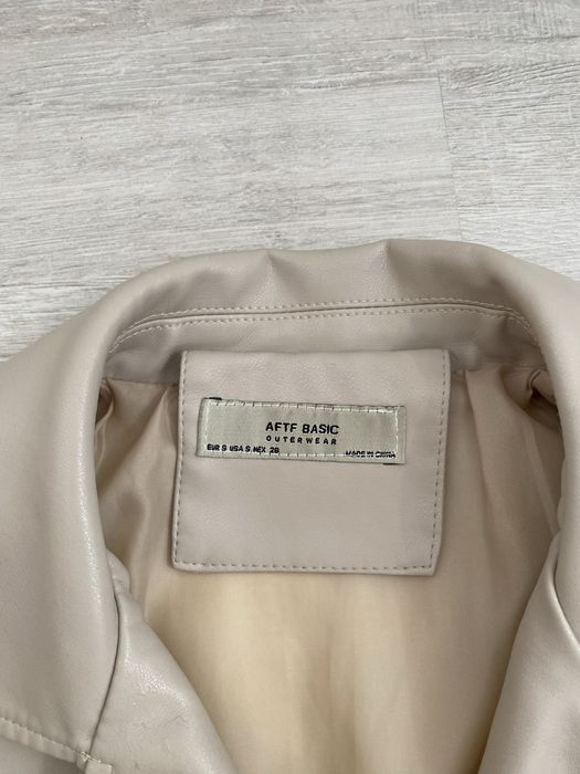 Жіноча бежева косуха,  оверсайз , подовжена