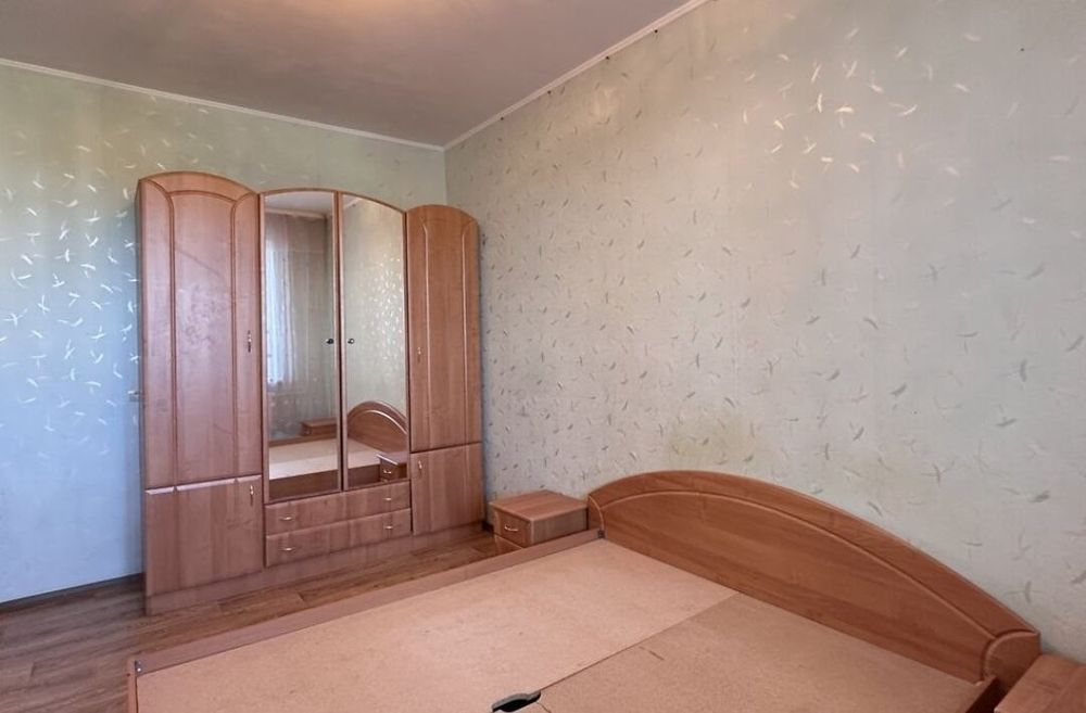 Продаж 2к  квартири 54 кв м пров. Незалежності
