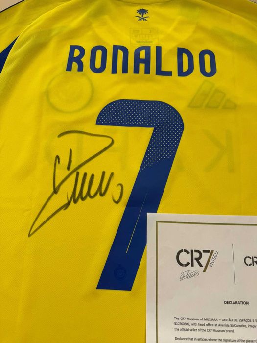 Cristiano Ronaldo Camisola Assinada do Al Nassr com certificado de autenticidade