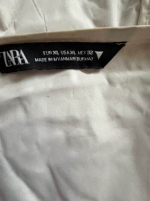 Дождевік від Zara