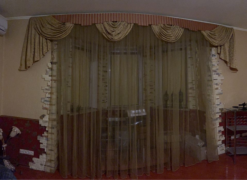 Комплект ламбрекен с портьерами