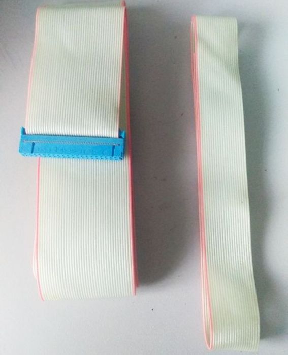 Продам компьютерный шлейф,а так же CD-DVD RW дисковод.: 395 грн ...