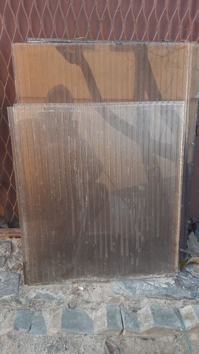 Продам скло б/у  4мм