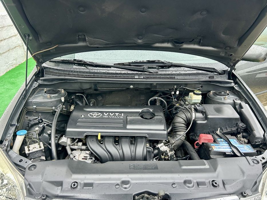 Toyota Corolla 1.4 Vvti Sol