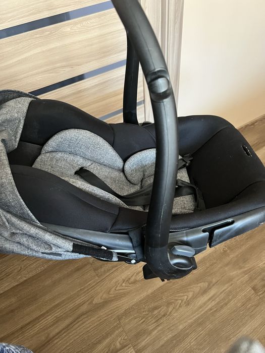 Автокрісло  автолюлька  Bebetto Mars