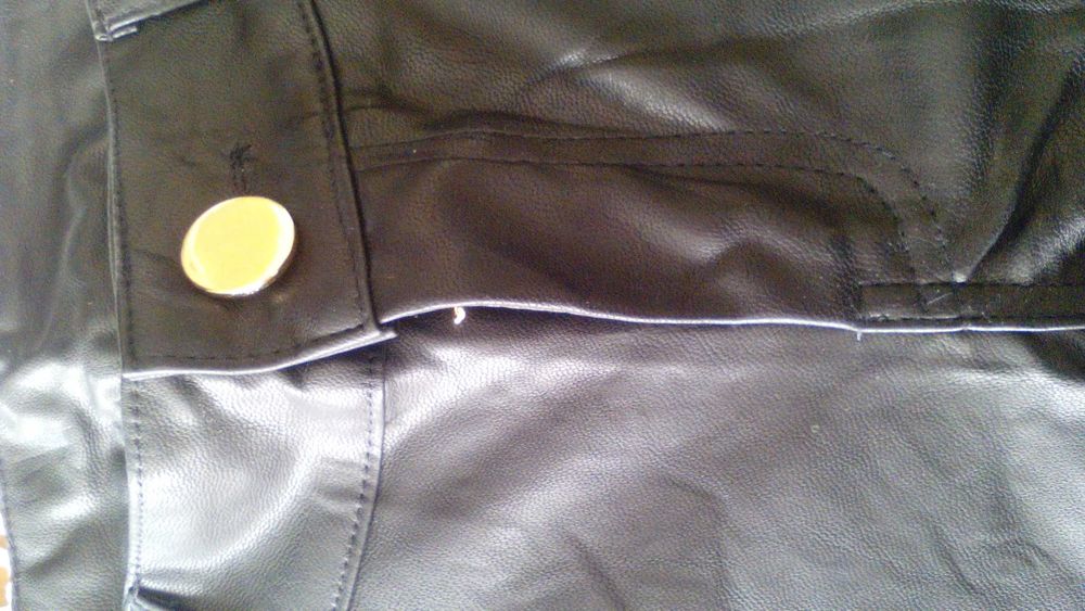 Vendo Calças para mulher (Novas)