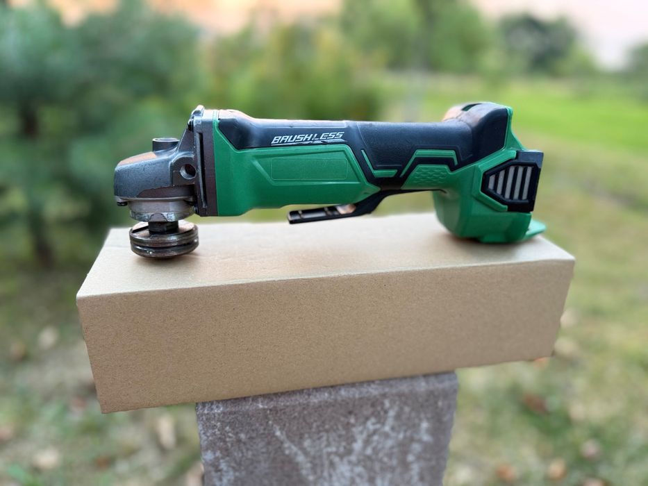 Акумуляторна болгарка  HPT Metabo G 18DBAL