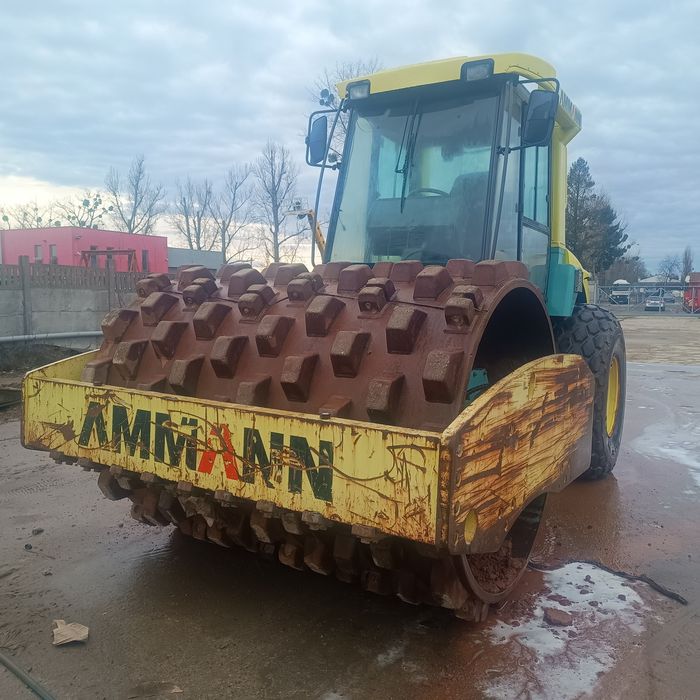 Walec drogowy Ammann ASC 130 wersja D